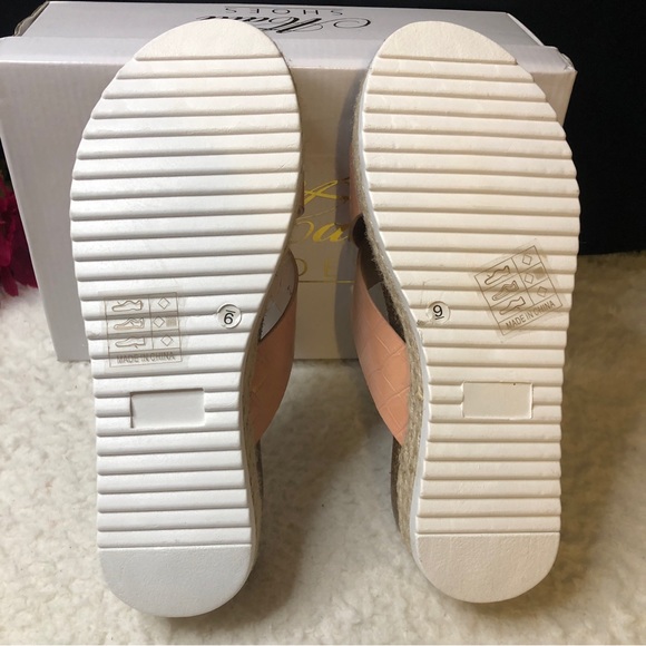 New Mata Shoes Blush Croc Embossed Criss Cross Espadrille Slip On Sandals - Picture 5 of 14